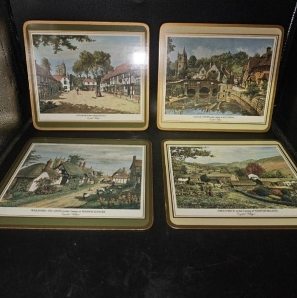 4 Pre Owned Continental Luncheon Placemats With English Villages Designs - Picture 1 of 8